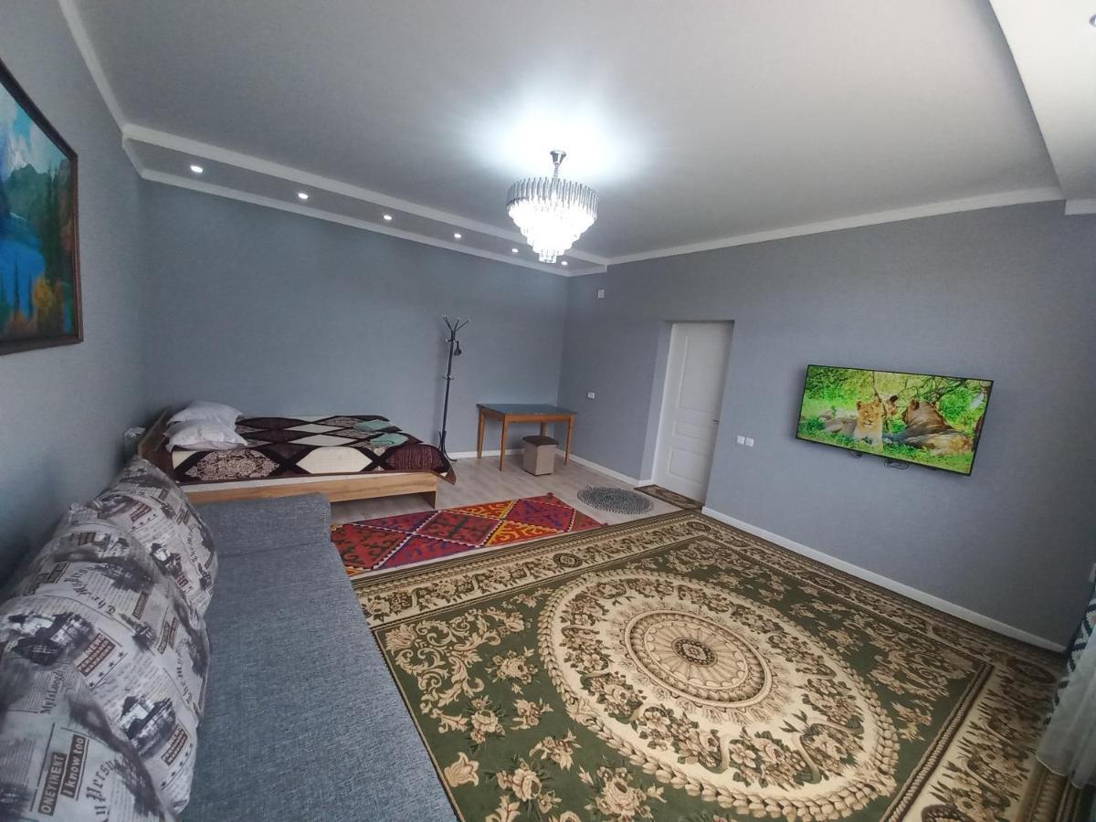 Guest House B&B Kochkor Luaran gambar